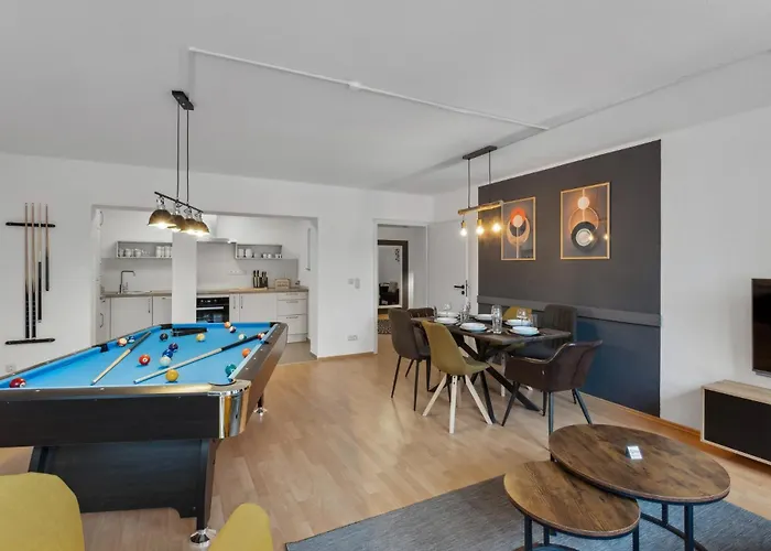 Charysma - Billard-Loft, Fussgaengerzone, Schlafzimmer Mit Smart-Tv, Parkplatz